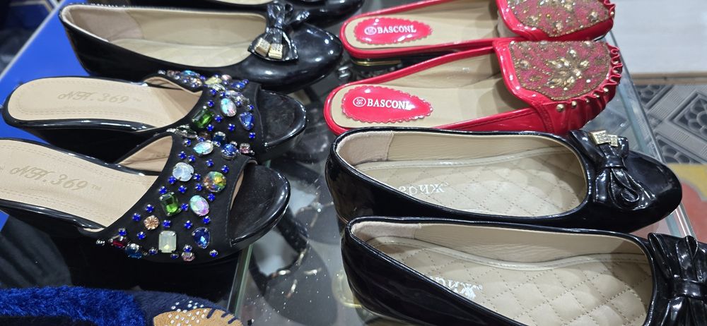 Yangi oyoq kiyimlar. Новые обуви