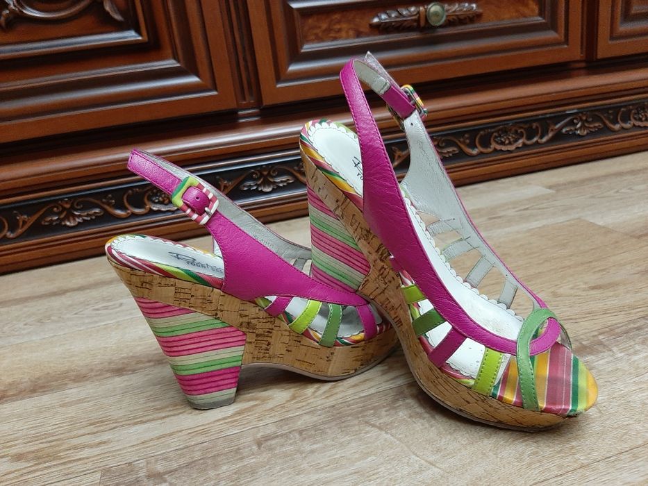 Босоножки    женские