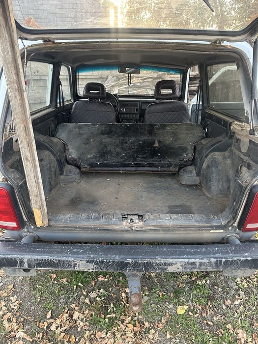 Продам ниву на ходу