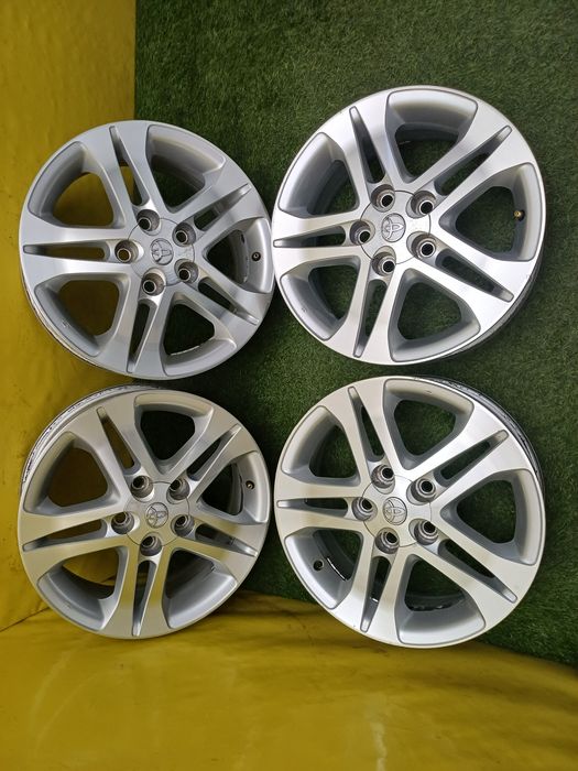 Диски R16 5x114.3 на Toyota и другие.