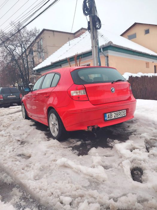 Se vinde BMW M1 cu motor de 2L Diesel. Fiscal pe loc 
Preț 2500 € ușor