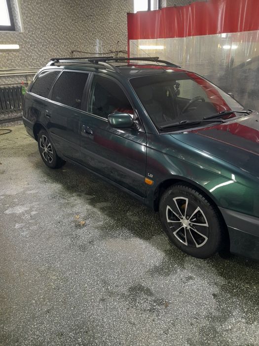 Продам  тайота авенсис 1998 универсал