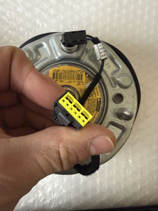 Airbag BMW G20 22 G30 G01 G02 G05 въздушна възглавница за волан колена