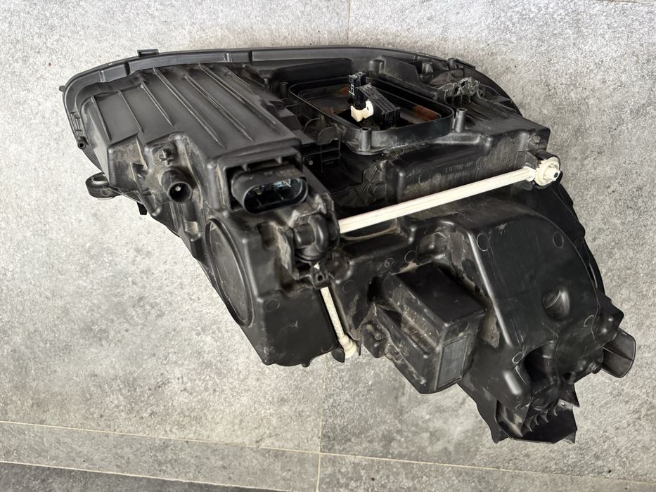 Far stânga Mercedes-Benz E-Class W213 – 2018 – LED High Performance – SUA, America