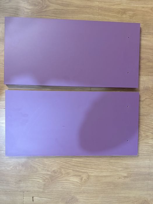 Вратички от горни шкафове на модулна кухня