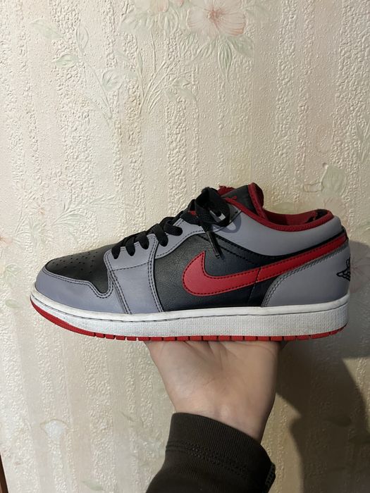 Jordan 1 low 42,5