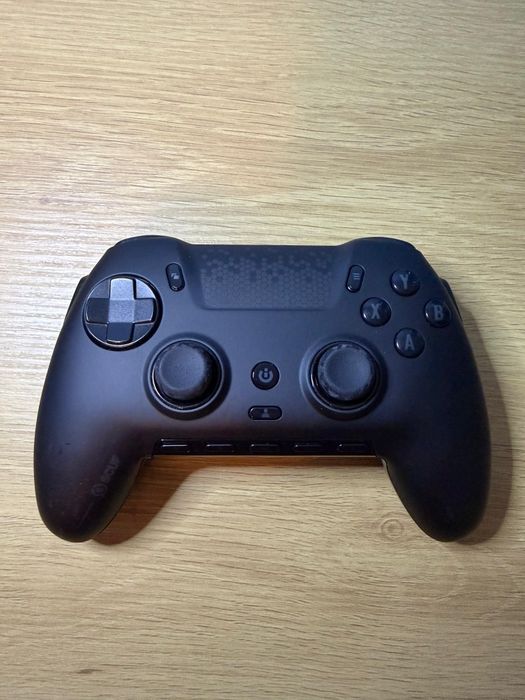 Scuf Envision – controller premium, stare foarte bună