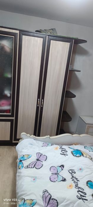 Продам спальный гарнитур
