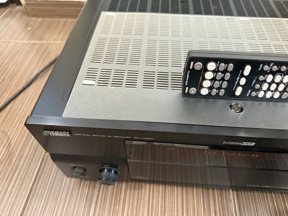 Yamaha RX-V3900 Качествен ресивър
