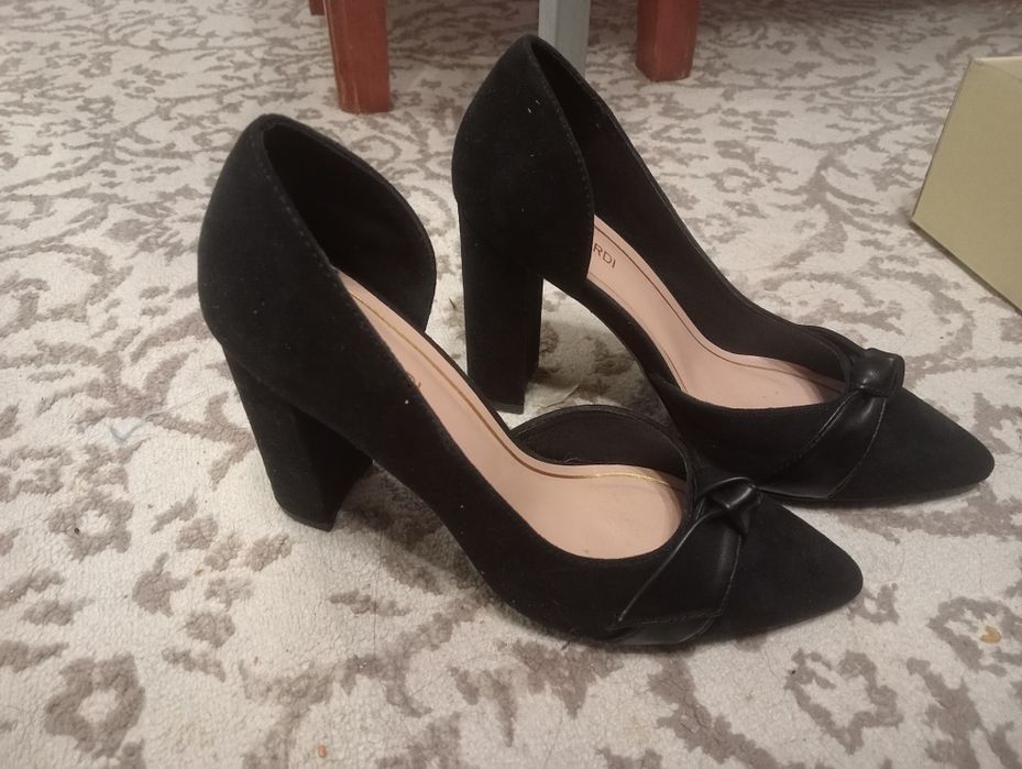 Туфли новые 35размер