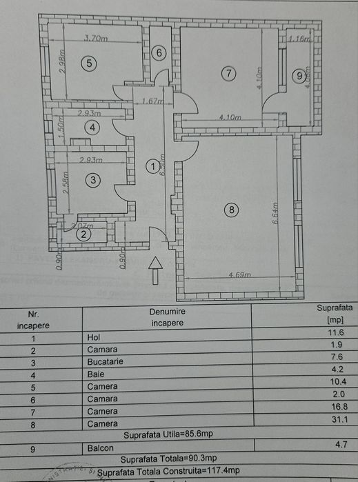 Proprietar vând apartament decomandat 3 camere 90 mp zona Spital Brad