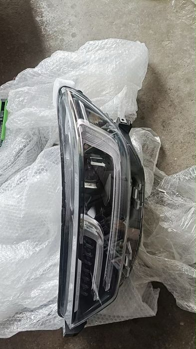 Чери с8  фара Chery C8