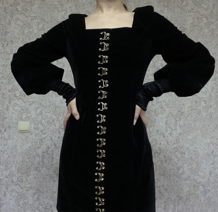 Продам бархатное платье