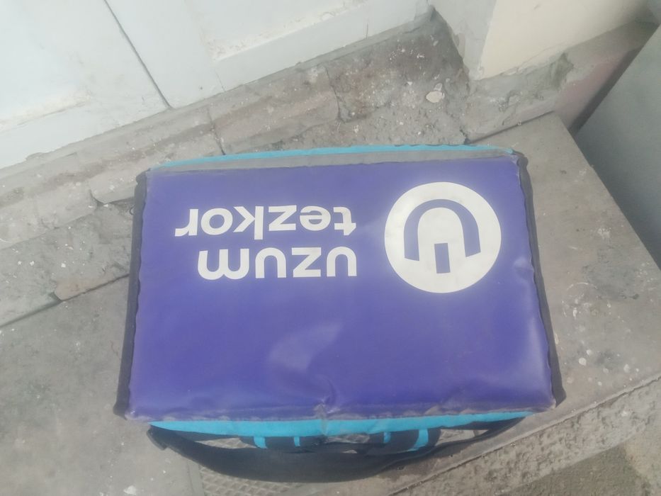 Продаётся срочно  термо сумка Узум дёшево