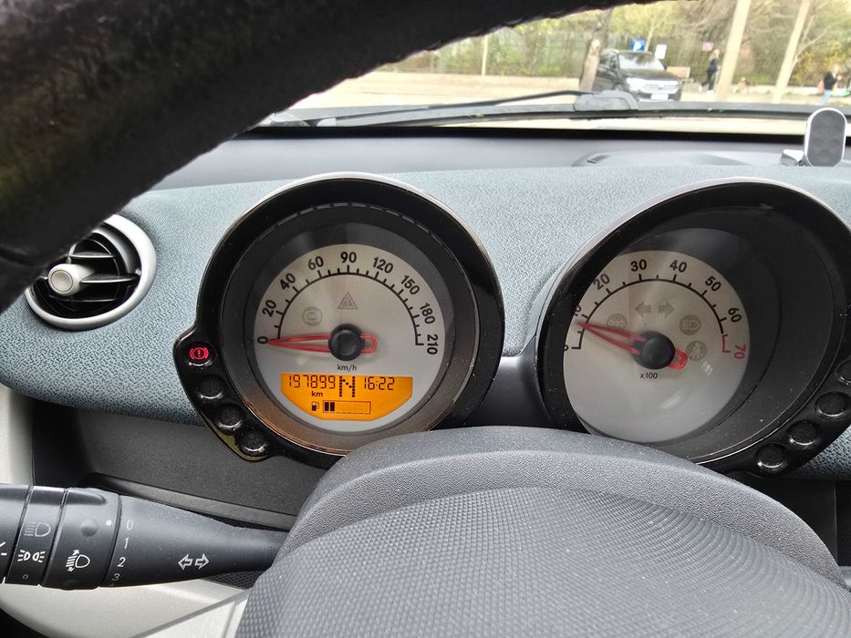 Vând SMART for Four