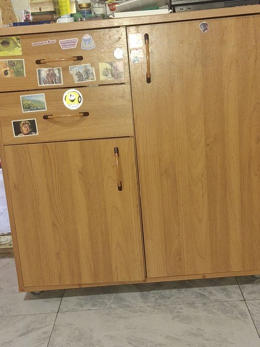 Срочно продам тумбочку