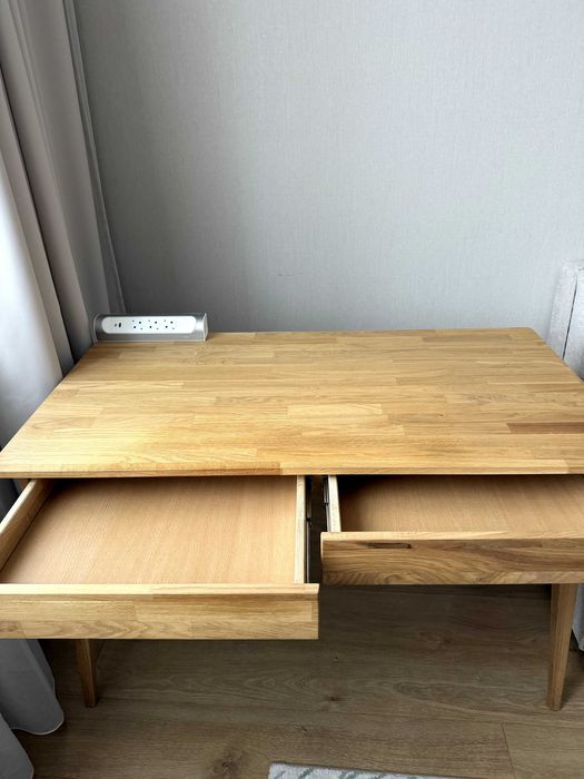 БЮРО ОТ ДЪБ МАСИВ С 2 ЧЕКМЕДЖЕТА БОН 120/65/75 СМ