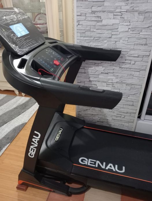 Беговая дорожка Genau