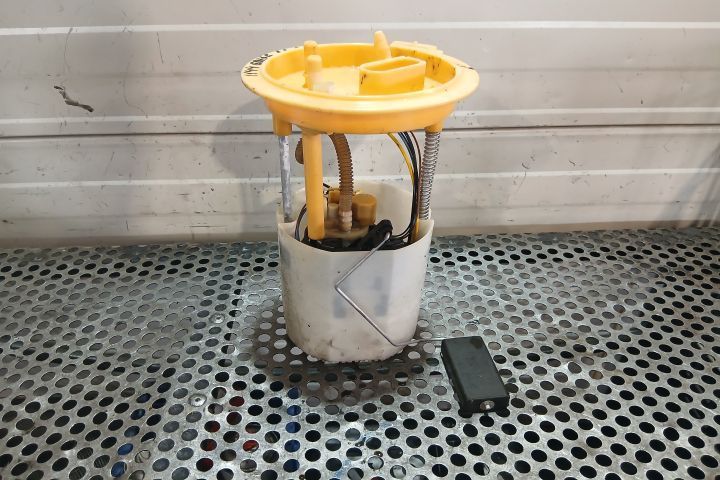 Pompa motorina din rezervor 1K0919050J 1K0919050J Volkswagen VW Golf