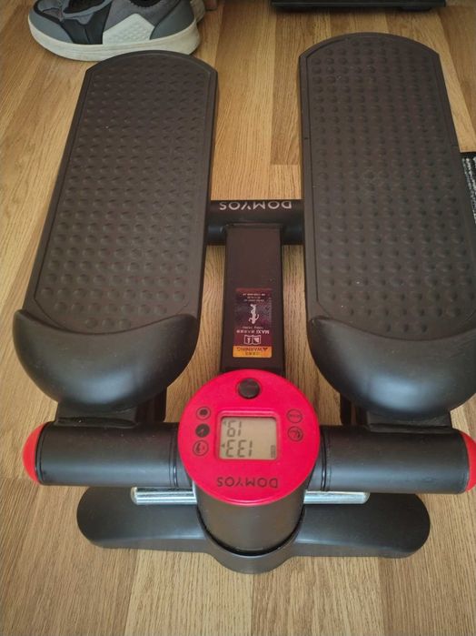 Stepper Domyos MS100 cu display multifunctional