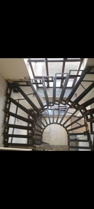 Лестница каркас из металла