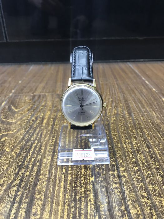 POLJOT ssr soati sotiladi