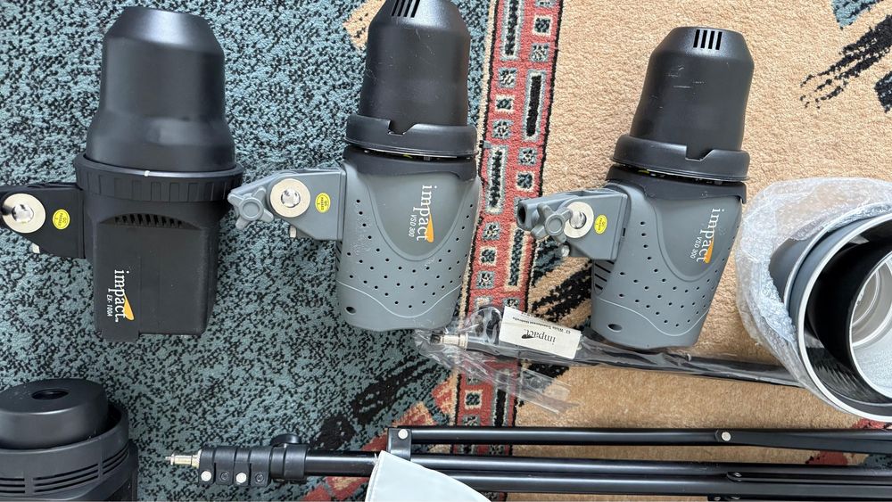 ПРОФИ комплект студийного света Jinbei + Impact