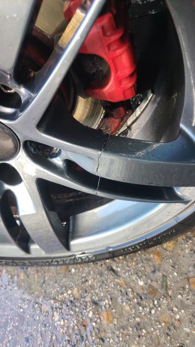 Джанти 17 цола/ 5×112 с пукнатини