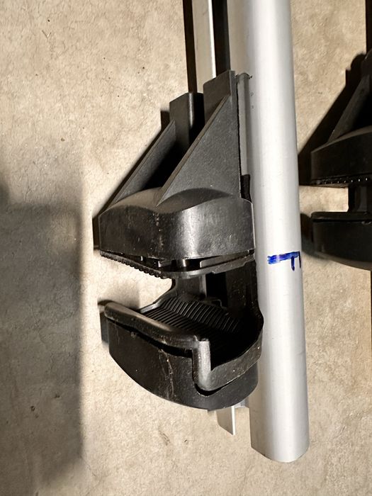 Suport bicicleta Thule si bonus bare transversale portbagaj