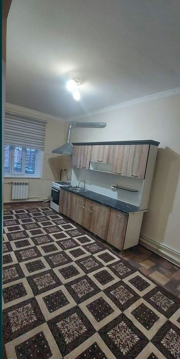 5-mik tomonda 2 xonali uy sotiladi