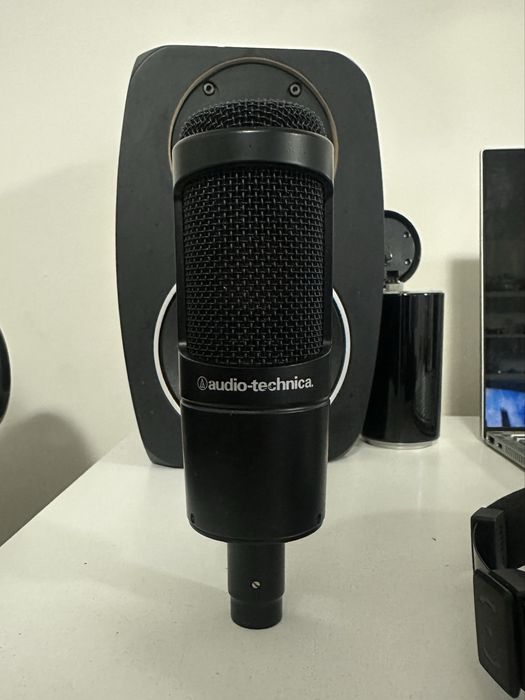 Microfon Audio-Technica AT2035