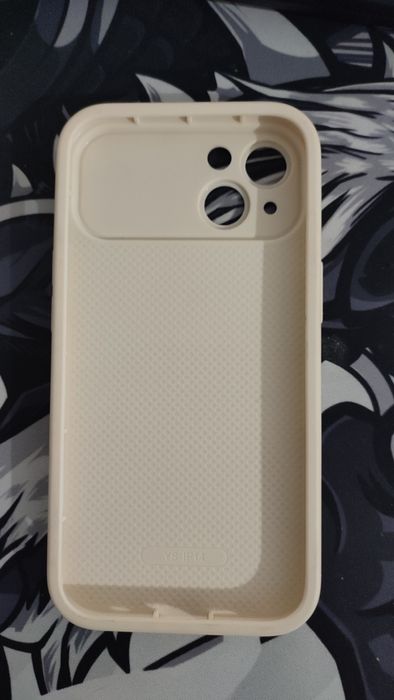 Чехол на айфон 14