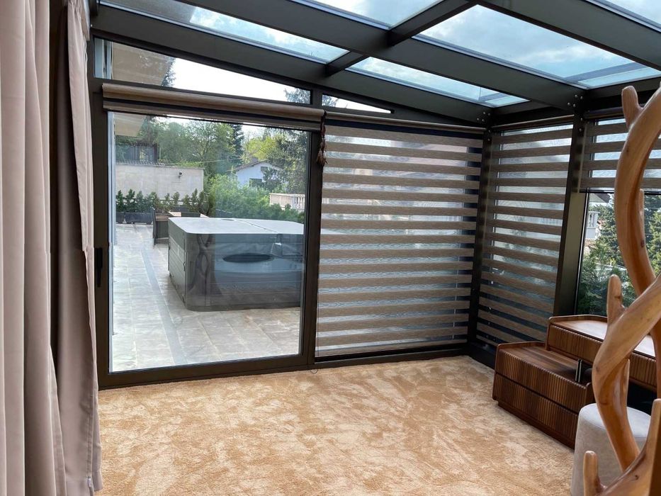 Дава се под наем Тристаен апартамент в София, Бояна - 400 кв.м за 2500 € - Снимка #1