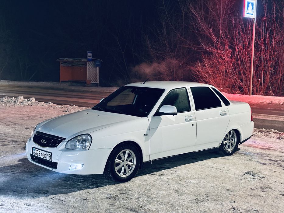 Lada Priora 2 luxe + 2014