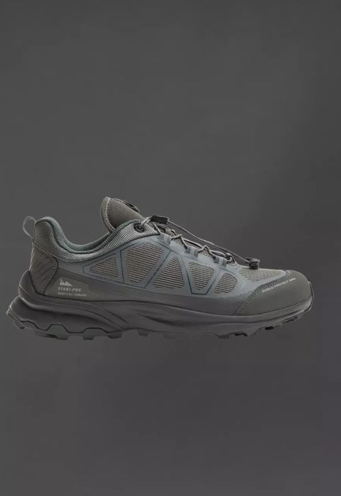 Продавам чисто нови маратонки за джогинг на фирмата Зара