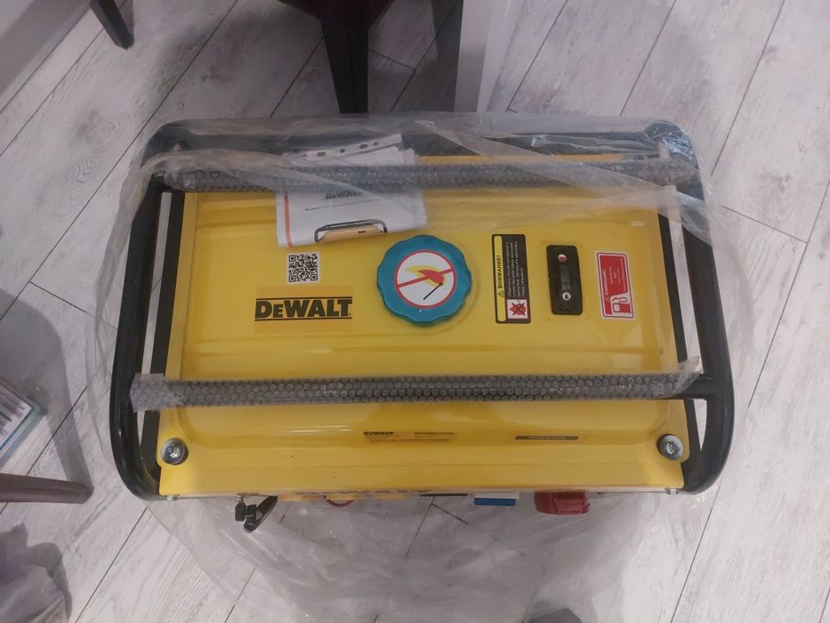 Бензиновый генератор