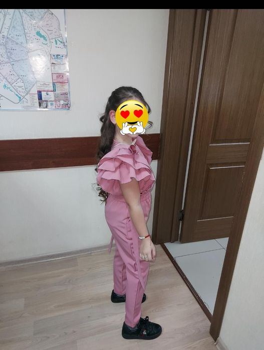 Костюм. Школьные вещи.