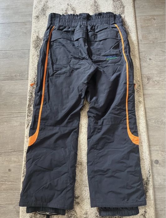 Pantaloni de faș Nokia