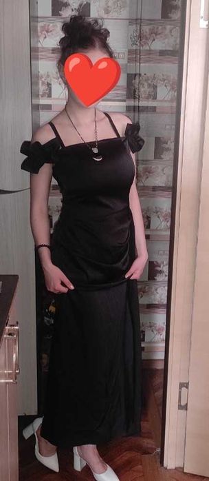 Продам      платье