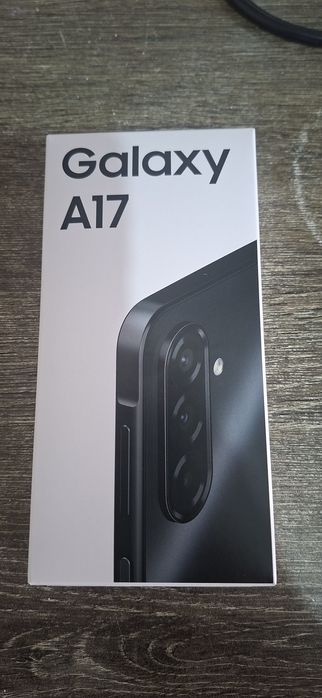 Самсунг  А17 новый