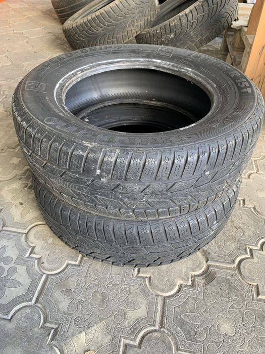 Шины всесезонные бу