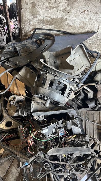 Мерс 211 Лупарь по запчастям