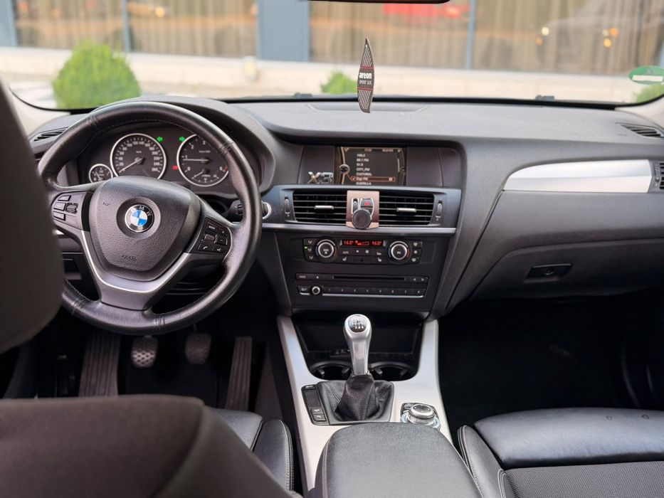 BMW X3 2011 — imagine 3