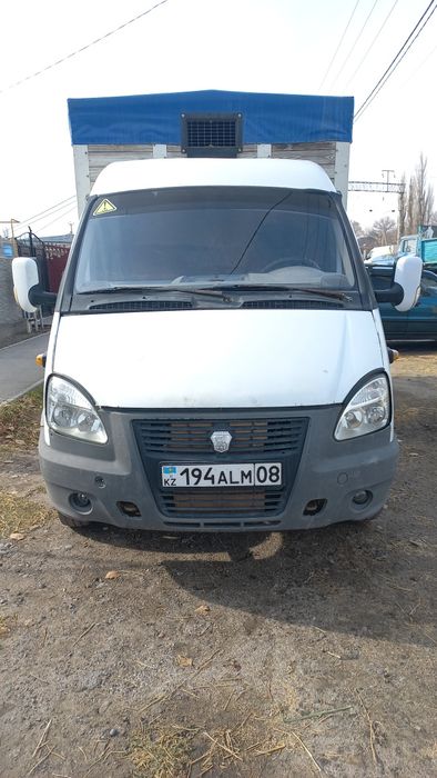 Газель 2005 года.