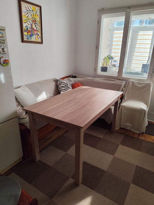 Разтегателна Маса