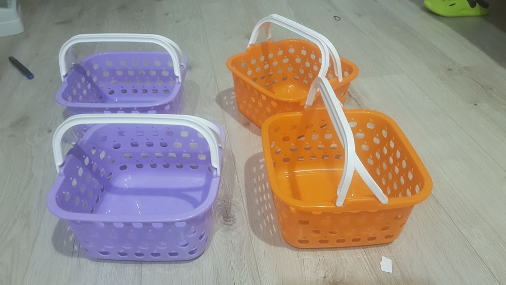 Продам пластмассовые корзинки