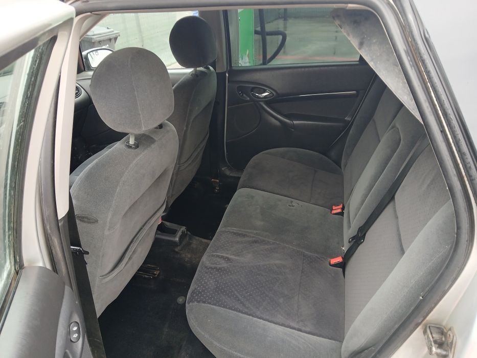 Ford Focus 2005 – 1.8 Diesel 
Preț: 850 €

Locație: Alba Iulia

Înmatr