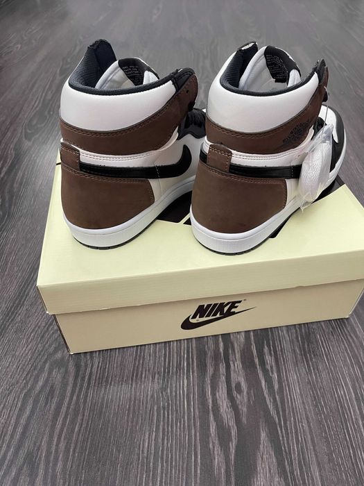 Adidasi Nike Air Jordan 1 Retro High OG Dark Mocha