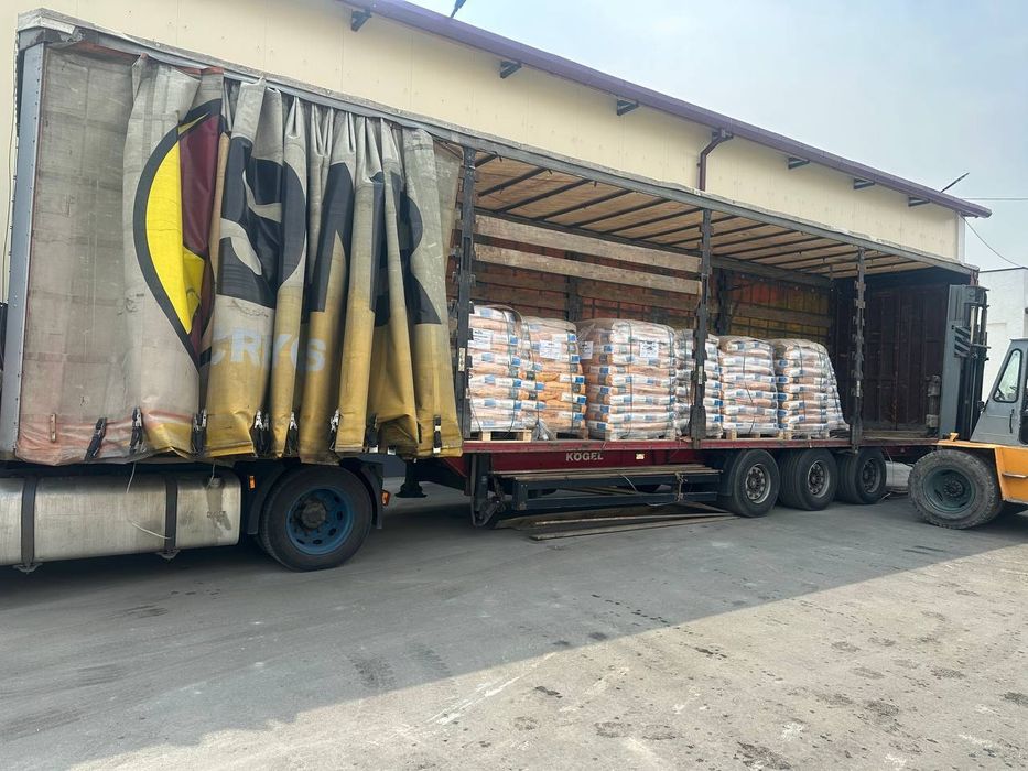 Прицеп KOGEL MEGA Сотилади 
 Йили: 2006