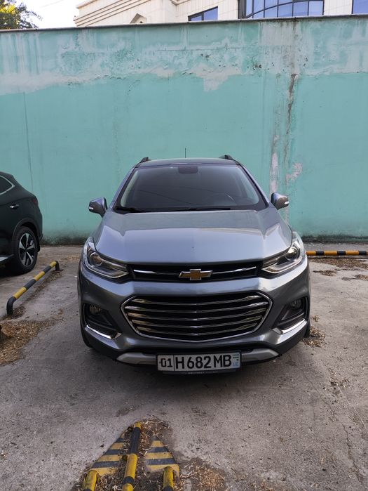 Продается Tracker 1,  мокрый асфальт, АКПП, 2019г.